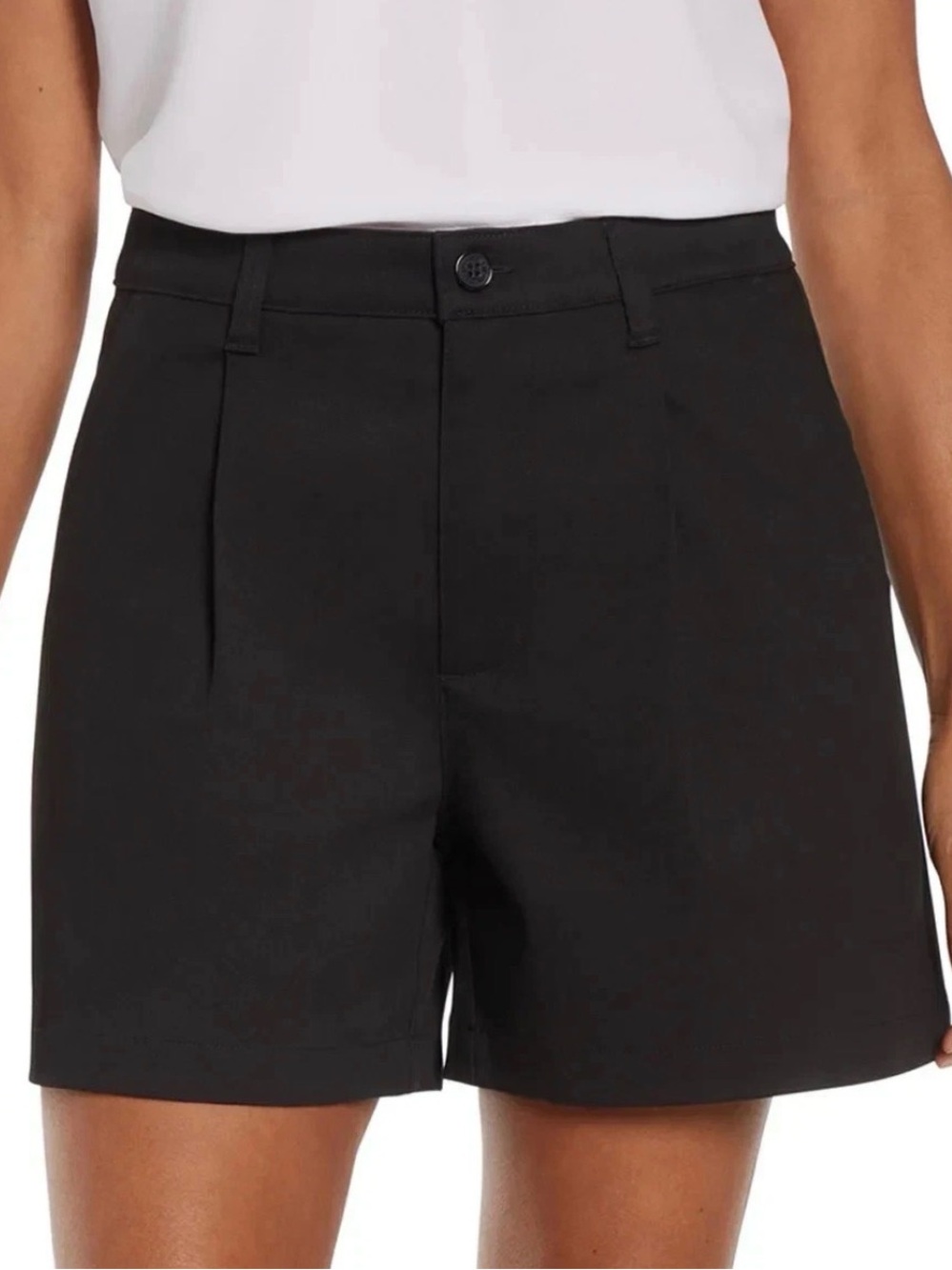 *NWT* Banana Republic Preppy size 8 shorts with button closure Women’s Black